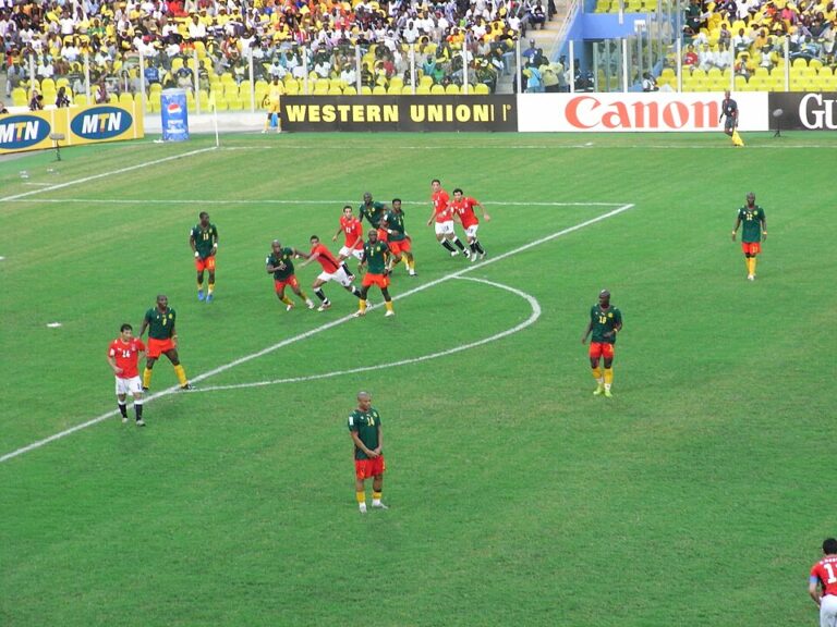 footballeur-africain-riche-de-tous-les-temps