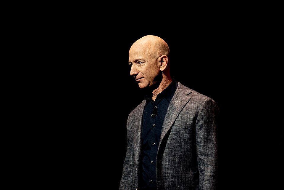 divorce-jeff-bezos-divorce-plus-cher
