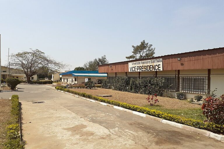 frais-annexes-inscription-universite-bouake
