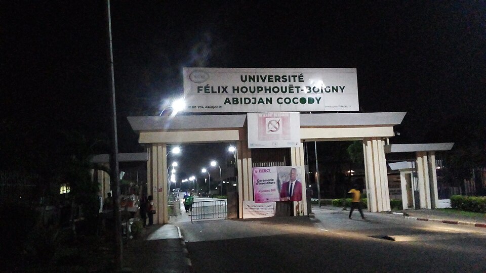 universite-corps-decouvert-sans-vie