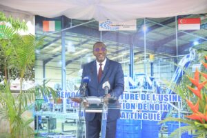 noix-de-cajou-en-cote-d-ivoire-inauguration-usine-de-transformation-attinguie