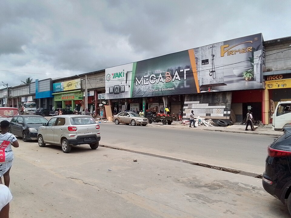 pas-de-porte-en-cote-d-ivoire-jean-bonin