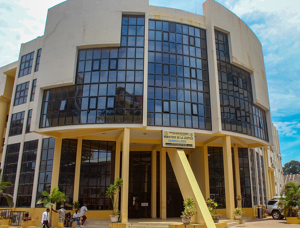 lutte-terrorisme-guinee-10-ressortissants-aes-arretes-et-deferes